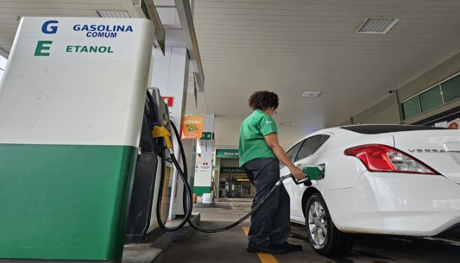 Imagem de compartilhamento para o artigo Etanol e gasolina aditivada tem maior variação de preço em abril em MS da MS Todo dia